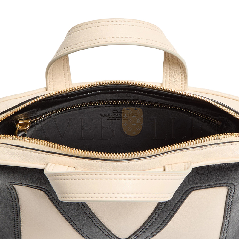 VALENTINO GARAVANI VIVA SUPERSTAR NAPPA LEATHER HANDBAG 8W2B0T09PTJ_R4V (23*16*8cm) VALENTINO GARAVANI VIVA SUPERSTAR NAPPA LEATHER HANDBAG 8W2B0T09PTJ_R4V (23*16*8cm)